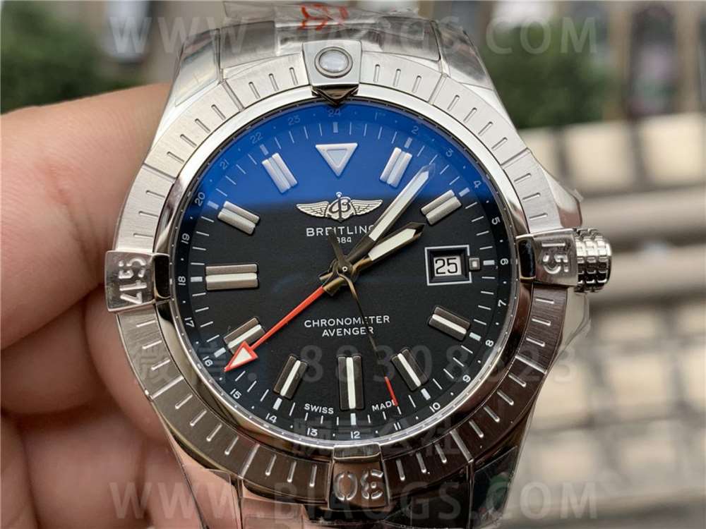 GF Factory Breitling Avenger 45 mm çift zaman dilimli saat işçilik incelemesi — 15. fotoğraf