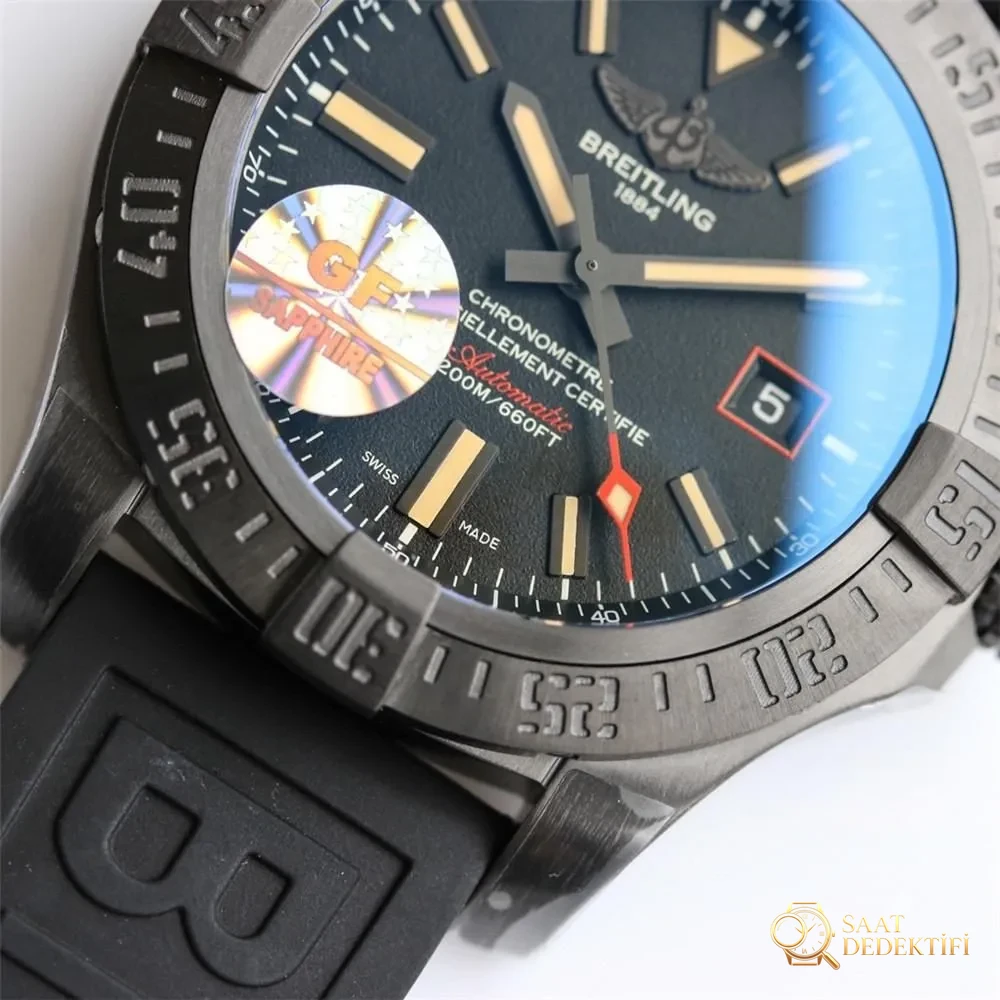 GF Factory Breitling Avenger Blackbird V4 yükseltilmiş versiyonu ZF Factory işinden daha mı iyi? - Klips Kilidi ve Lazer Damgalar