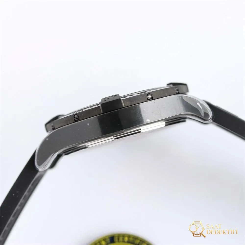 GF Factory Breitling Avenger Blackbird V4 yükseltilmiş versiyonu ZF Factory işinden daha mı iyi? - Fosfor ve Super-LumiNova Gece Görünümü