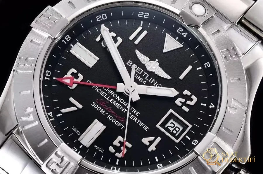 GF Factory Breitling Avenger GMT çift zaman dilimi saatinin kalitesi nasıl? - Kasa Profili ve Kurma Kolu İncelemesi