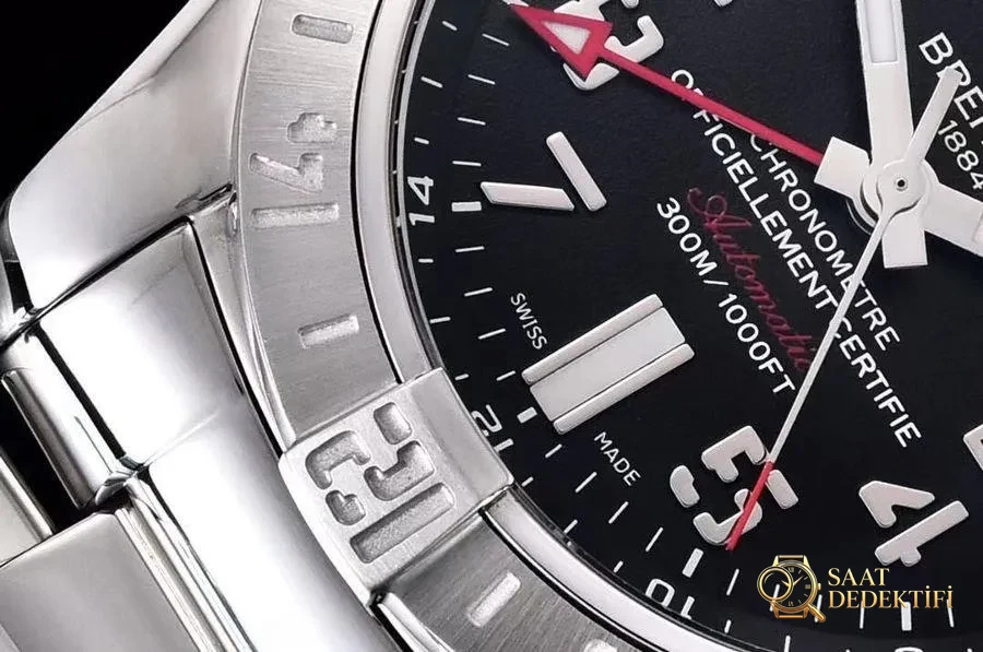 GF Factory Breitling Avenger GMT çift zaman dilimi saatinin kalitesi nasıl? - Arka Kapak ve Mekanizma Detayı