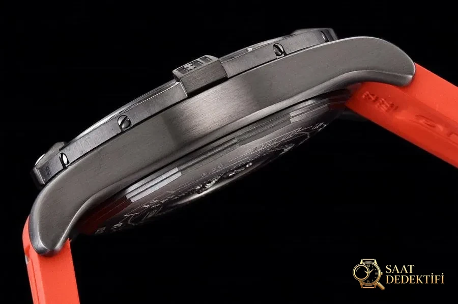 GF Factory Breitling Avenger II Black Steel V2 Kırmızı Kadran Saat İncelemesi - Makro Kadran ve İndeks İşçiliği