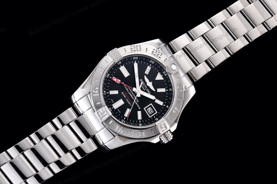GF Factory Breitling Avenger II GMT Blackbird Replika Saat İncelemesi — 1. fotoğraf