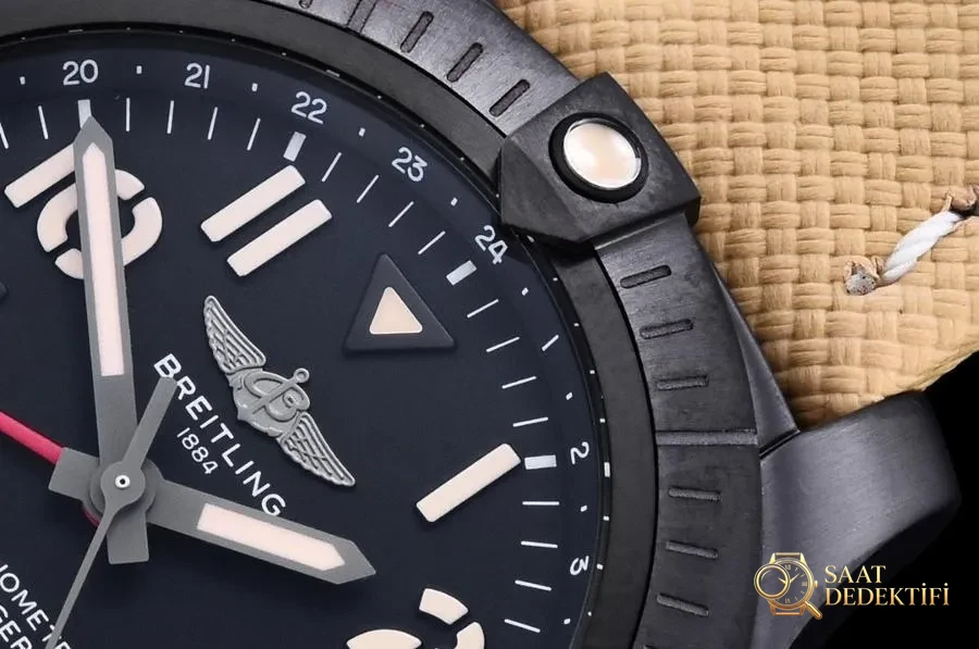 GF Factory Breitling Avenger Night Mission Kömür Siyahı Titanyum Kol Saati İncelemesi - Arka Kapak ve Mekanizma Detayı