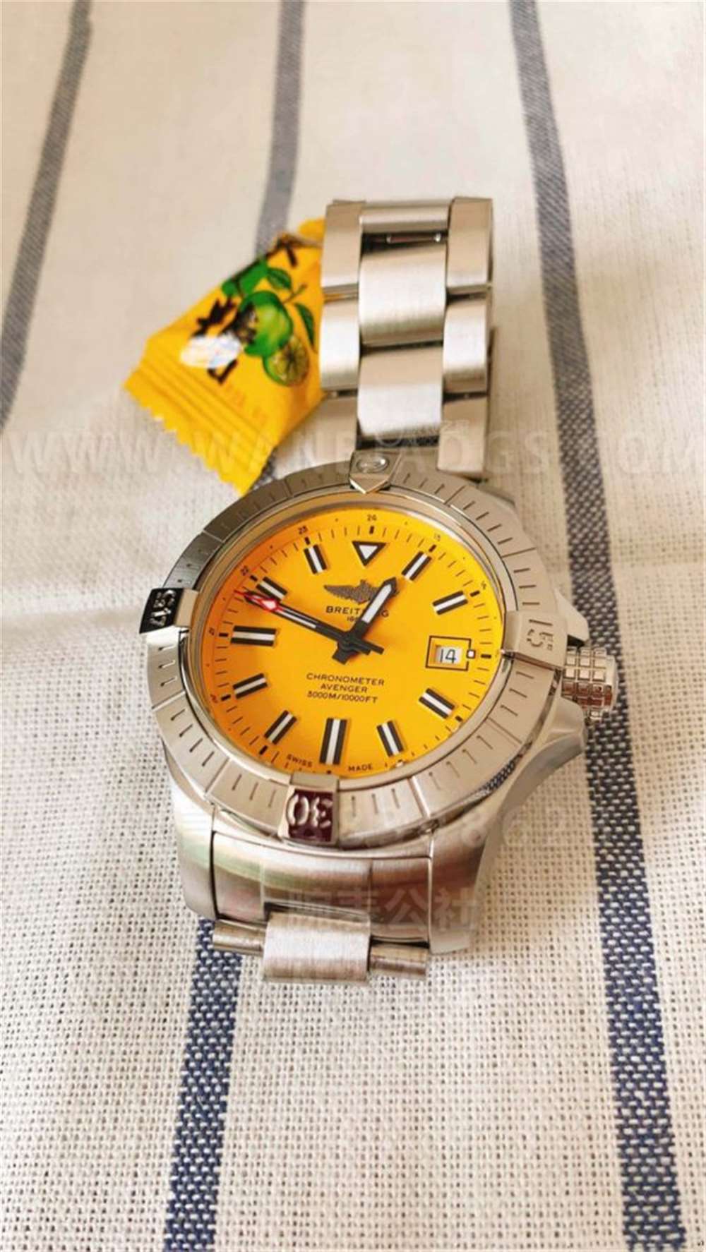 GF Factory Breitling Avenger Sarı Kurt «Asia2824 mekanizmalı» sağlam ve iddialı estetiğiyle öne çıkan saat — 1. fotoğraf