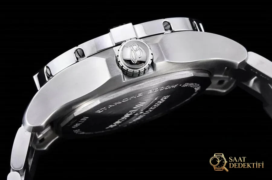 GF Factory Breitling Avenger Seawolf serisi (sarı kadranlı) saat incelemesi - Arka Kapak ve Mekanizma Detayı