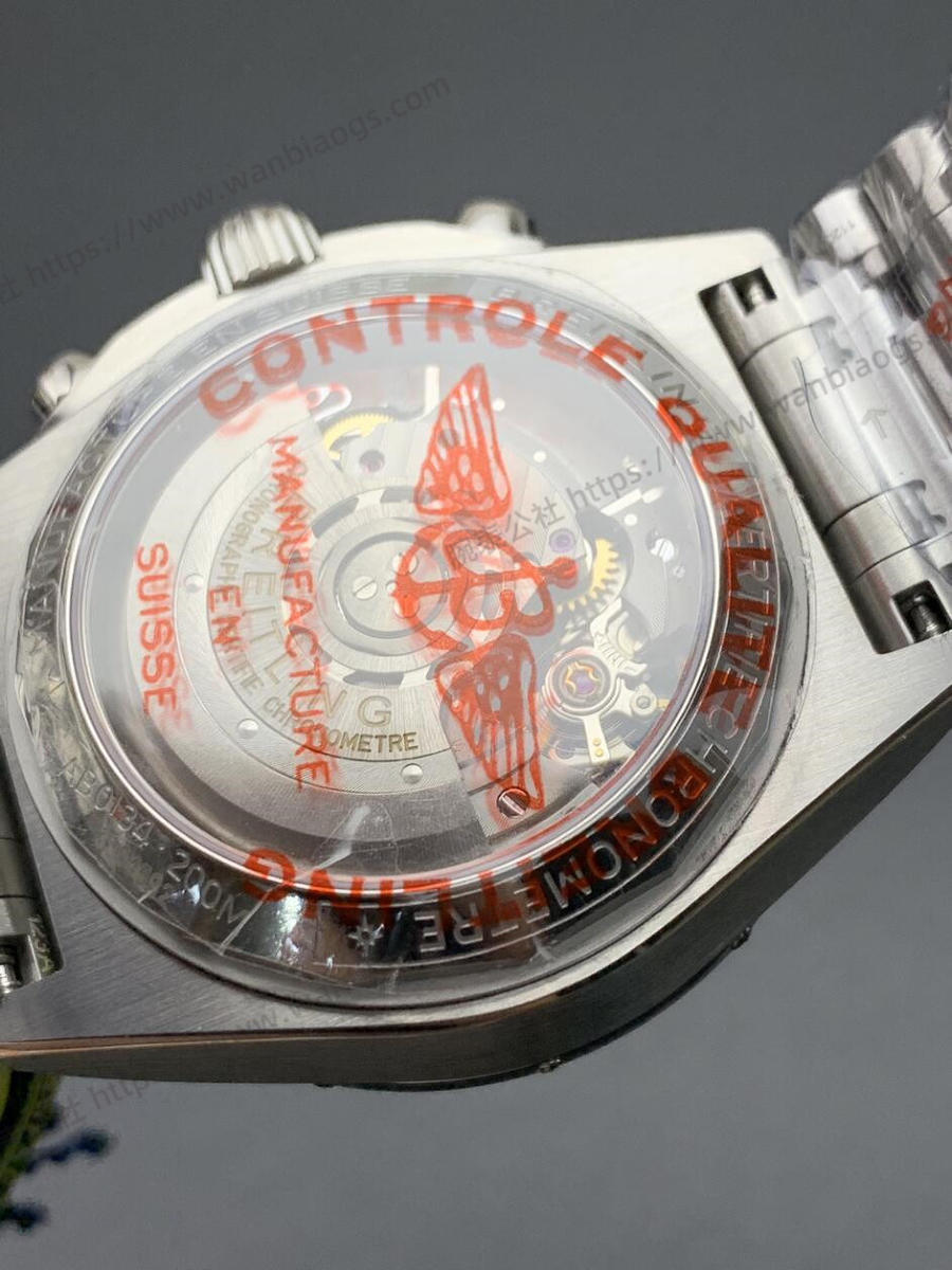 GF Factory Breitling B01 Kronograf Serisi 42 mm Bullet Bilezikli Kol Saati (Panda Kadran) İncelemesi — 5. fotoğraf