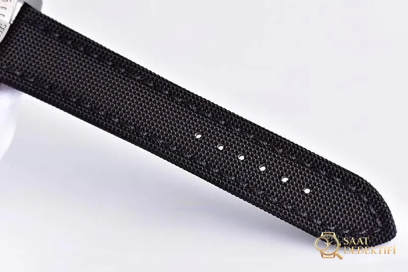 GF Factory Breitling Blackbird (SR-71 casus uçağı) V4 versiyonu saat incelemesi - Bilekte Duruş ve Kasa Orantısı