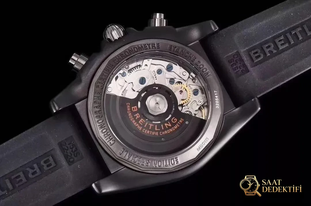 GF Factory Breitling Chronomat 44 Raven turuncu bezelli kronograf replika saatinin işçiliği nasıl? Almaya değer mi? - Kasa Çeliği ve Polisaj Kalitesi