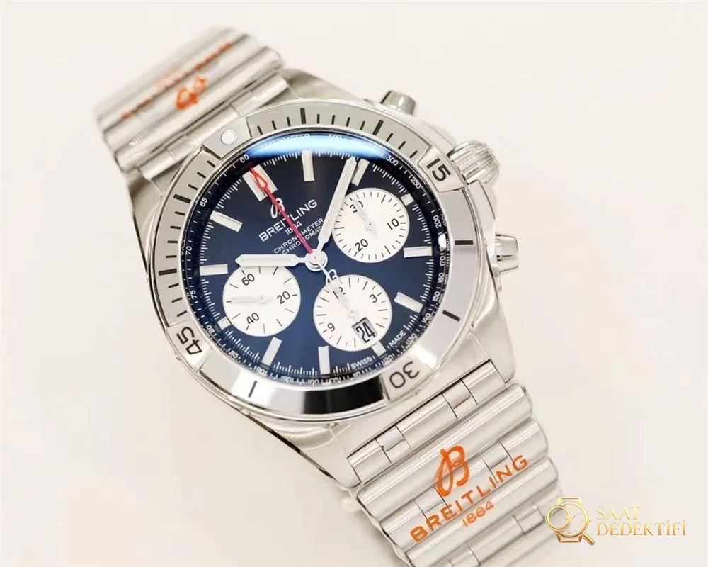 Breitling Navitimer İncelemesi - Ön Görünüm ve Kasa Tasarımı