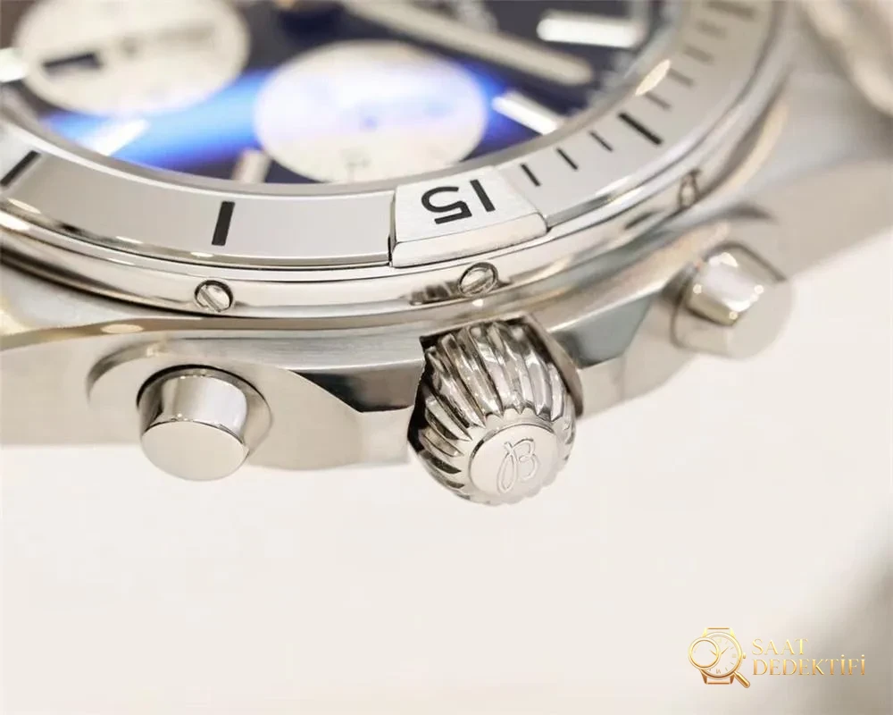 GF Factory Breitling Chronomat B01 kronograf replika saatte siyah kadranda renk farkı var mı? - Makro Kadran ve İndeks İşçiliği