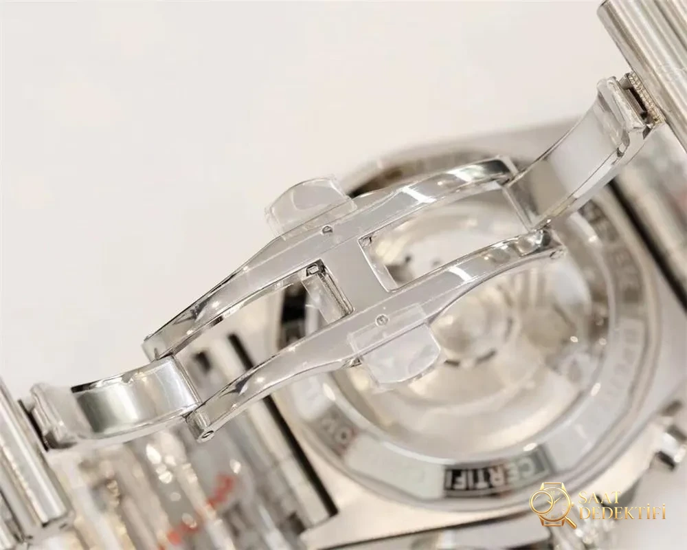 GF Factory Breitling Chronomat mekanik kronograf b01 bilezikli modelin kalitesi nasıl? - Genel Açı ve Estetik Duruş