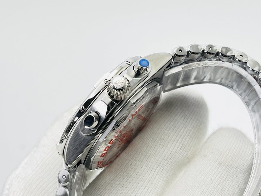 GF Factory Breitling Chronomat sağlam çelik dev, çok yönlü spor kol saati incelemesi - beyaz kadran — 3. fotoğraf