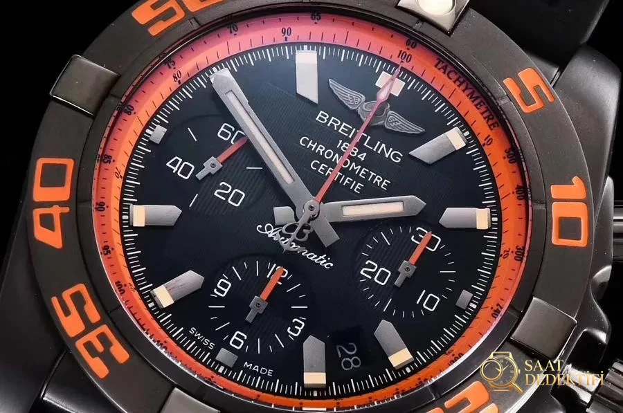GF Factory Breitling Chronomat serisi Blackbird kol saati incelemesi - Kasa Profili ve Kurma Kolu İncelemesi