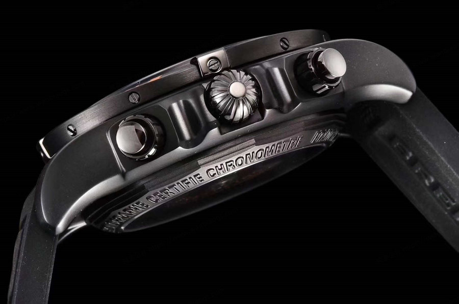 GF Factory Breitling Chronomat serisi Blackbird kol saati incelemesi — 4. fotoğraf