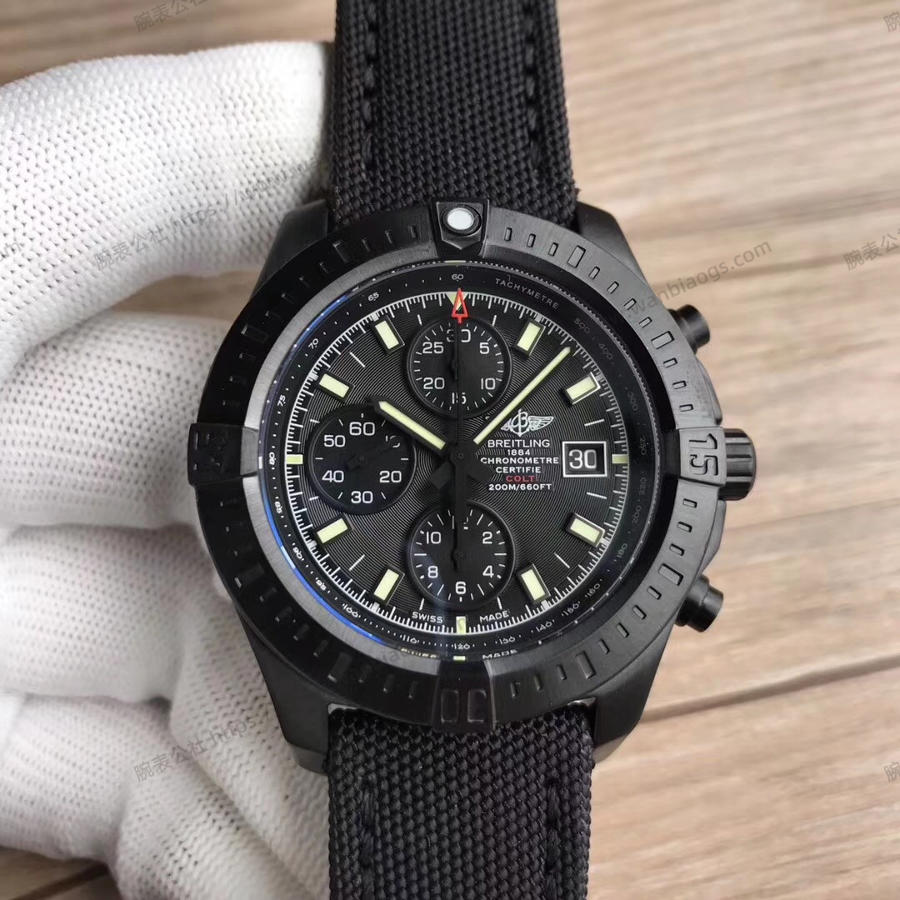 GF Factory Breitling Colt Chronograph Automatic A1338811 saat incelemesi — 1. fotoğraf