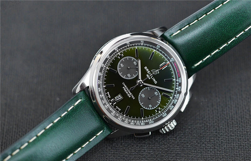 GF Factory Breitling Premier B01 yarış (yeşil kadran) saat incelemesi — 2. fotoğraf