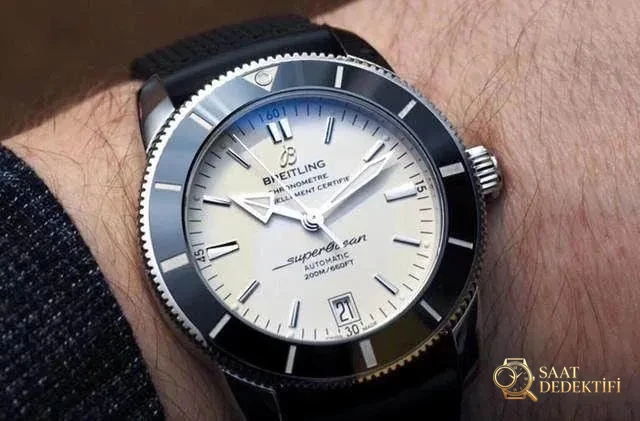 Breitling Superocean İncelemesi - Ön Görünüm ve Kasa Tasarımı
