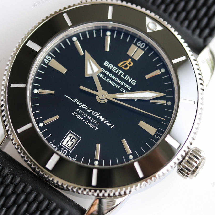 GF Factory Breitling Superocean Heritage (Siyah Kadran) Saat İncelemesi — 2. fotoğraf