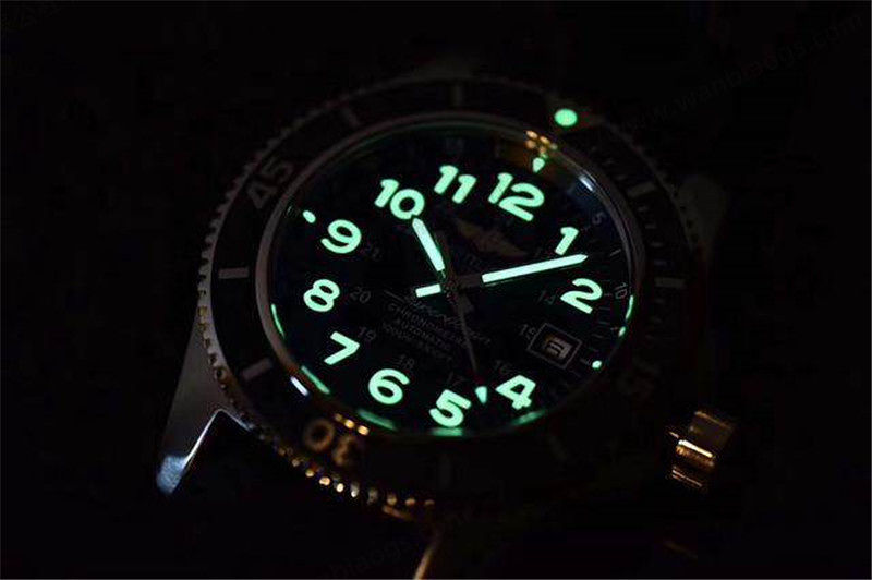 GF Factory Breitling Superocean Karşılaştırmalı İnceleme — 1. fotoğraf