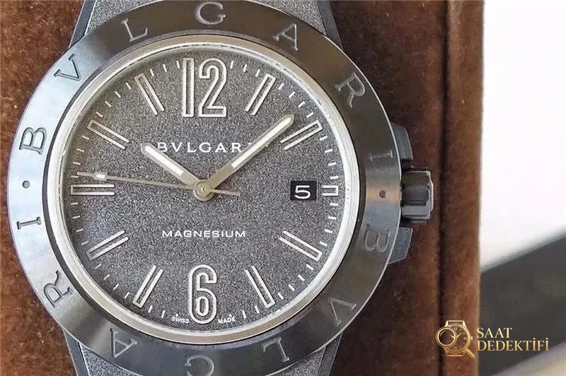 GF Factory Bvlgari Diagono serisi (gri-siyah kadran) magnezyum alaşımlı V2 versiyon kol saati incelemesi - Kadran Detayı ve Bezel İşçiliği