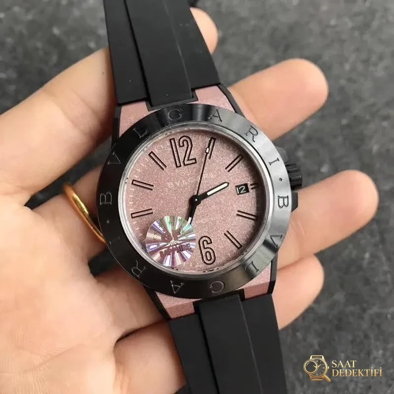 GF Factory Bvlgari Diagono Serisi (Pembe Kadran) Kol Saati İncelemesi - Kadran Detayı ve Bezel İşçiliği