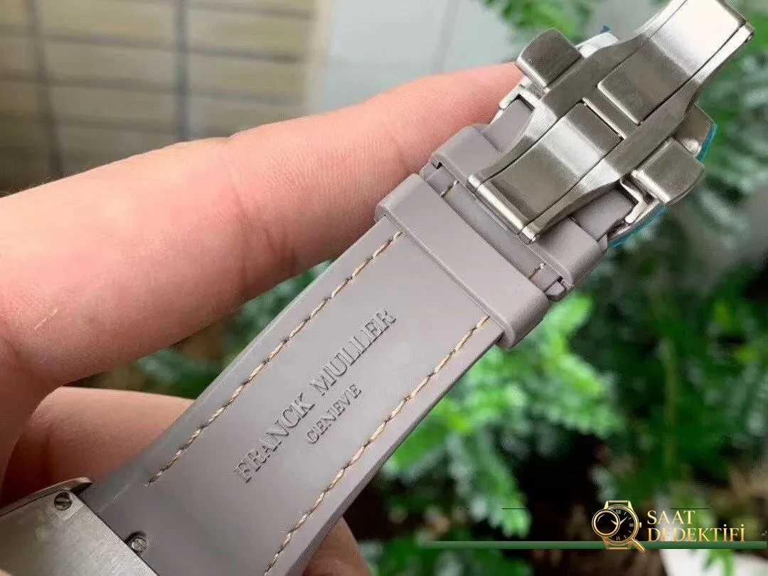 GF Factory Franck Muller V45 titanyum-gül altın versiyonu saat incelemesi - Bilekte Duruş ve Kasa Orantısı