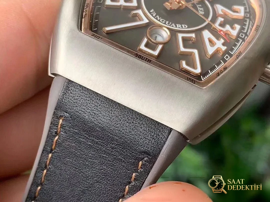 GF Factory Franck Muller V45 titanyum-gül altın versiyonu saat incelemesi - Fosfor ve Super-LumiNova Gece Görünümü