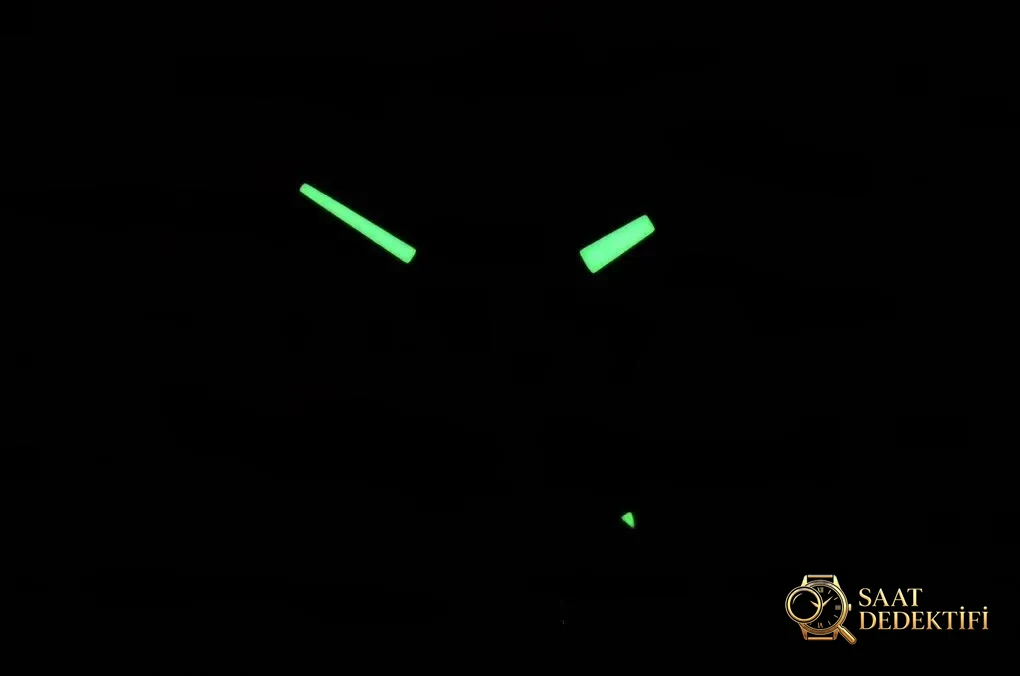 GF Factory Franck Muller V45 titanyum-gül altın versiyonu saat incelemesi - Yan Profil ve Kordon Bağlantısı
