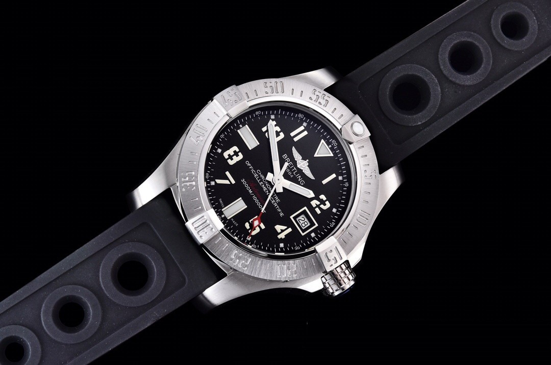 GF Factory Hangi saat replikası daha iyi? Breitling Blackbird, Jaeger-LeCoultre ay evreli, Franck Muller — mutlaka size uygun bir tane vardır — 26. fotoğraf