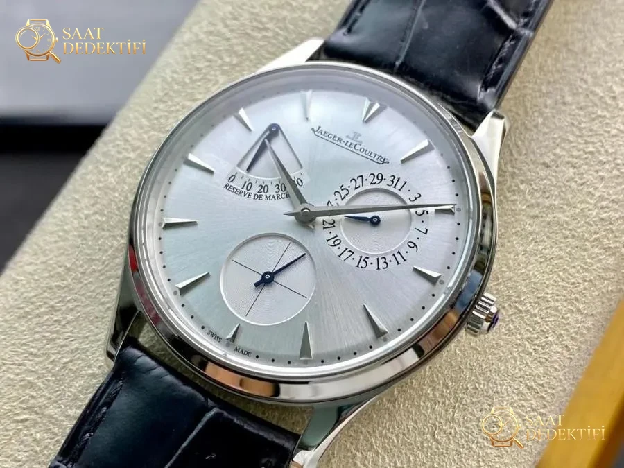 GF Factory Jaeger-LeCoultre Master serisi 1378420 erkek klasik kol saati (Palyaço beyaz kadran) - Kadran Detayı ve Bezel İşçiliği