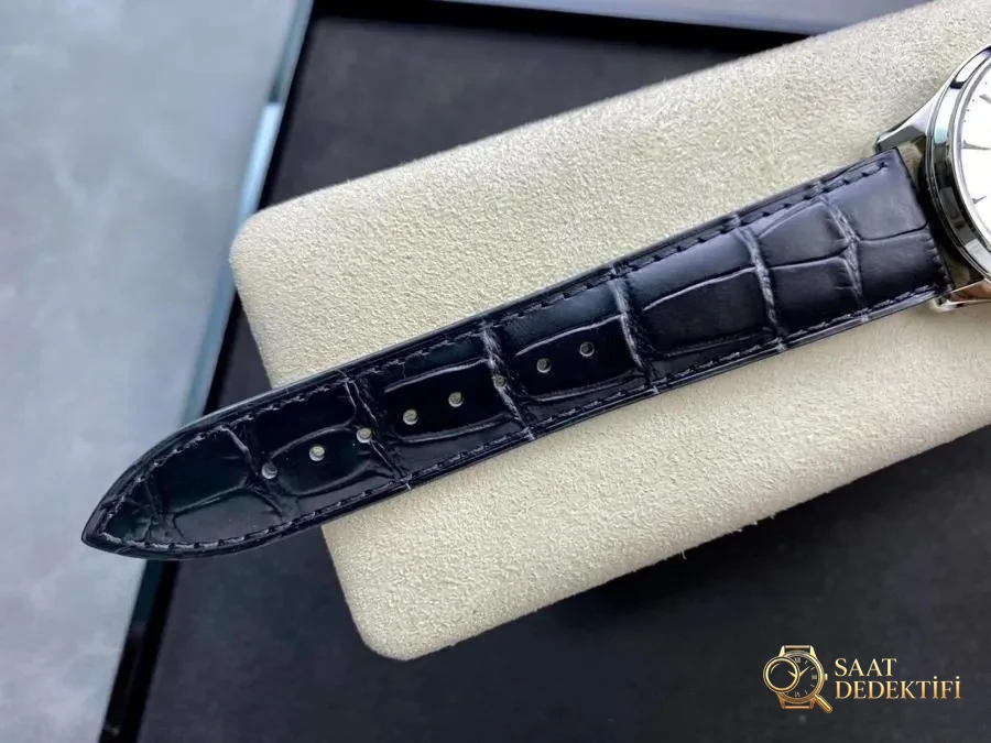 GF Factory Jaeger-LeCoultre Master serisi 1378420 erkek klasik kol saati (Palyaço beyaz kadran) - Bilekte Duruş ve Kasa Orantısı