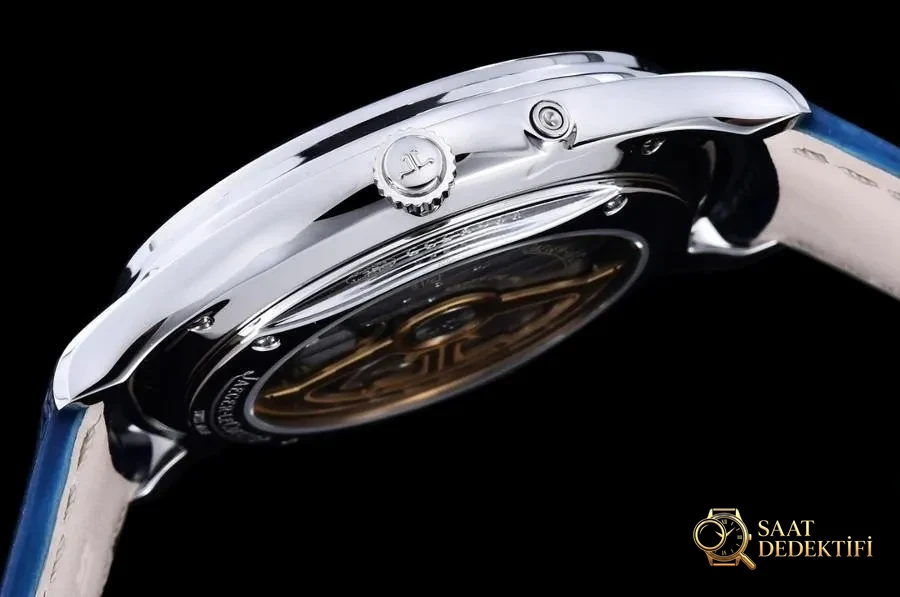GF Factory Jaeger-LeCoultre Master Serisi 1378480 Erkek Klasik Kol Saati (Palyaço Mavi Kadran) - Tepe Koruması ve Ayar Fonksiyonu