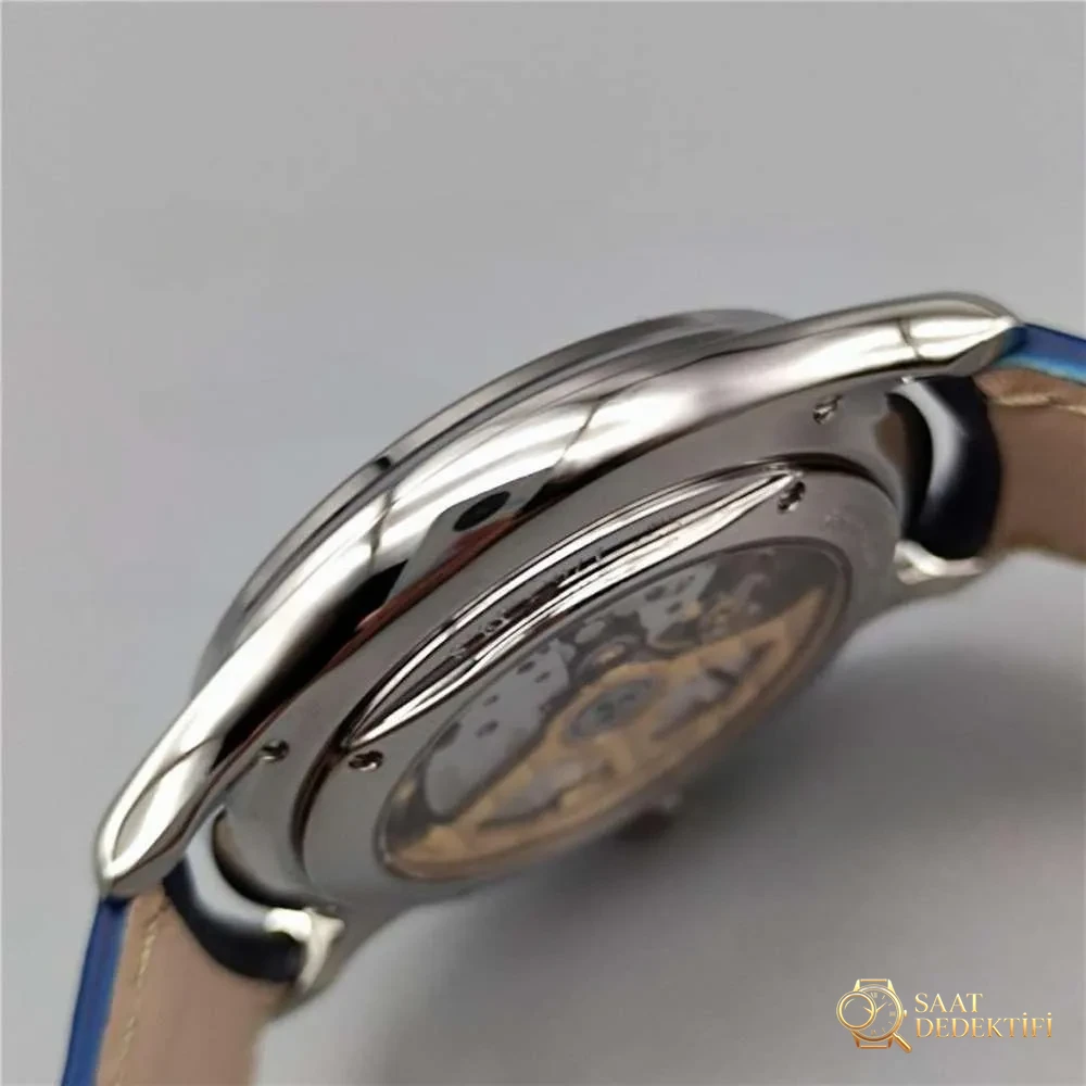 GF Factory Jaeger-LeCoultre Palyaço 1378420 saat incelemesi - Sade ve ağırbaşlı Jaeger-LeCoultre Master serisi - Mekanizma Zemberek ve Balans Detayı