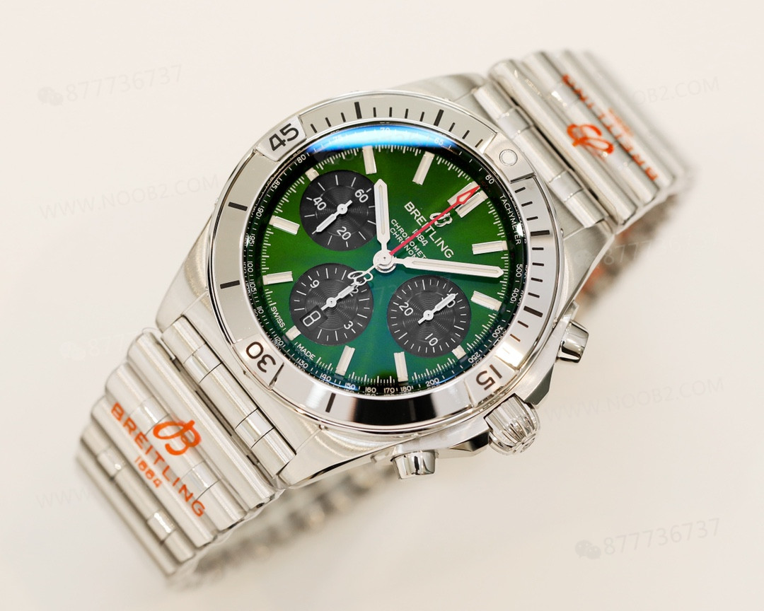 GF Factory Replika Breitling Chronomat Retro Mermi Bilezikli 42 mm Kronograf, Yarış Yeşili Kadran — 2. fotoğraf