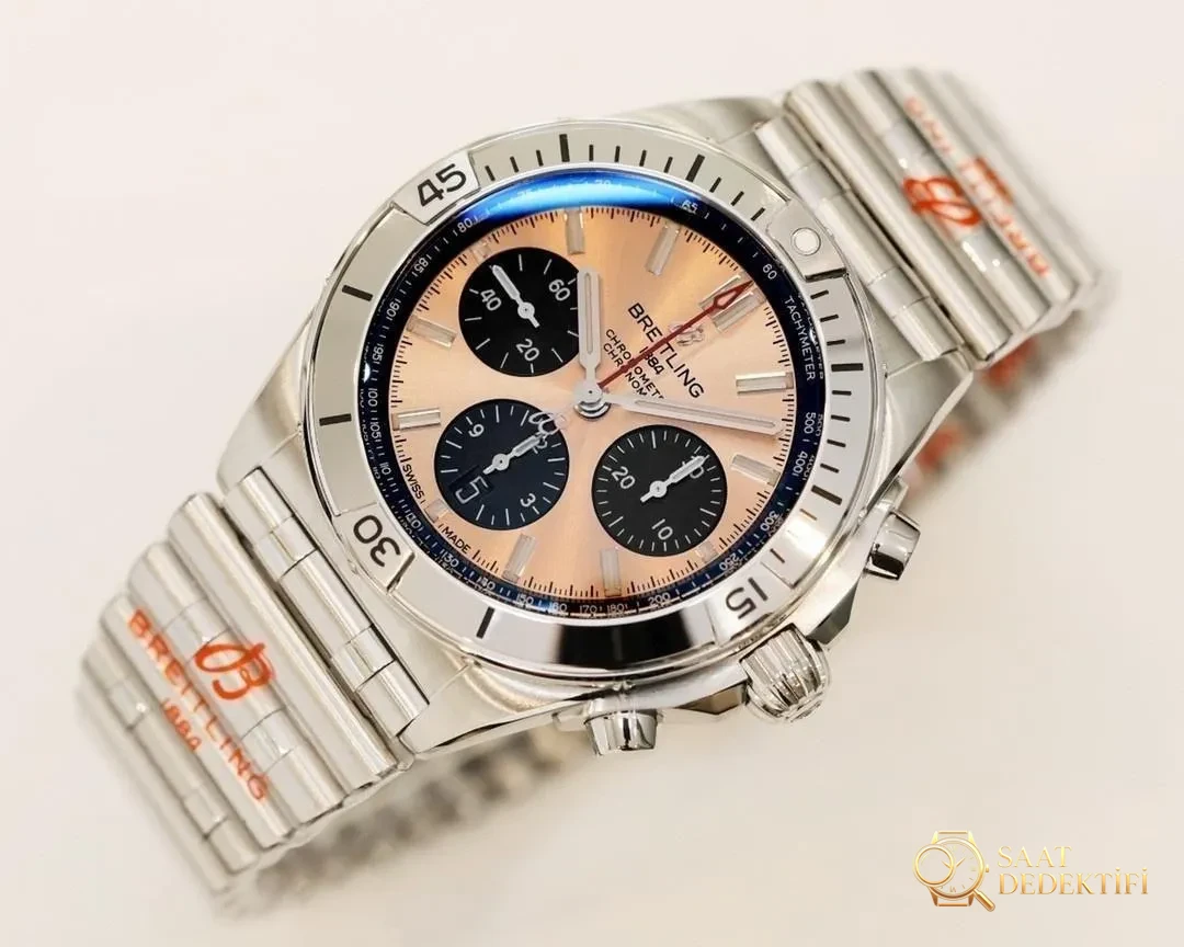 GF Factory replika Breitling Chronomat retro mermi kordonlu 42 mm kronograf, somon bakır kadran - Kadran Detayı ve Bezel İşçiliği