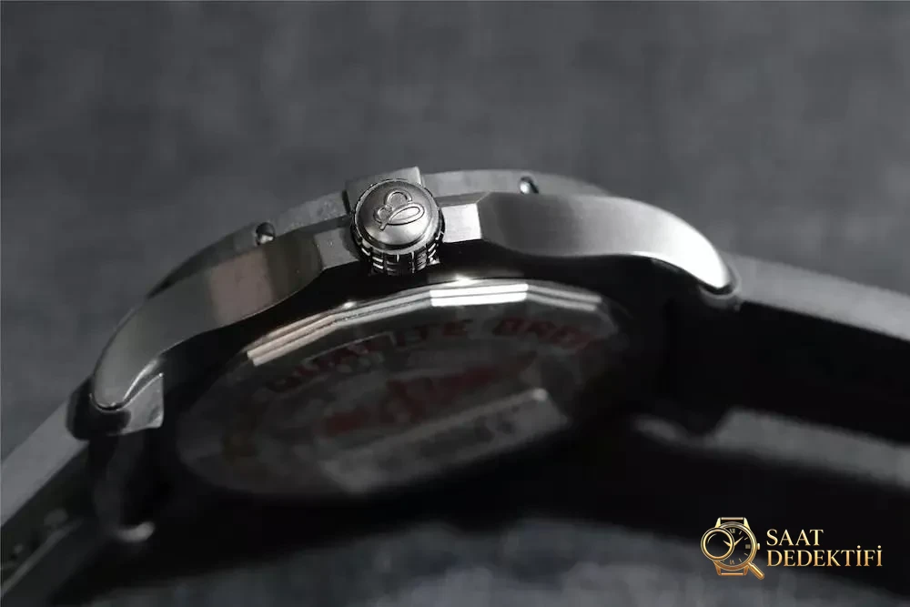 GF Factory V4 Breitling Blackbird Keşif Uçağı