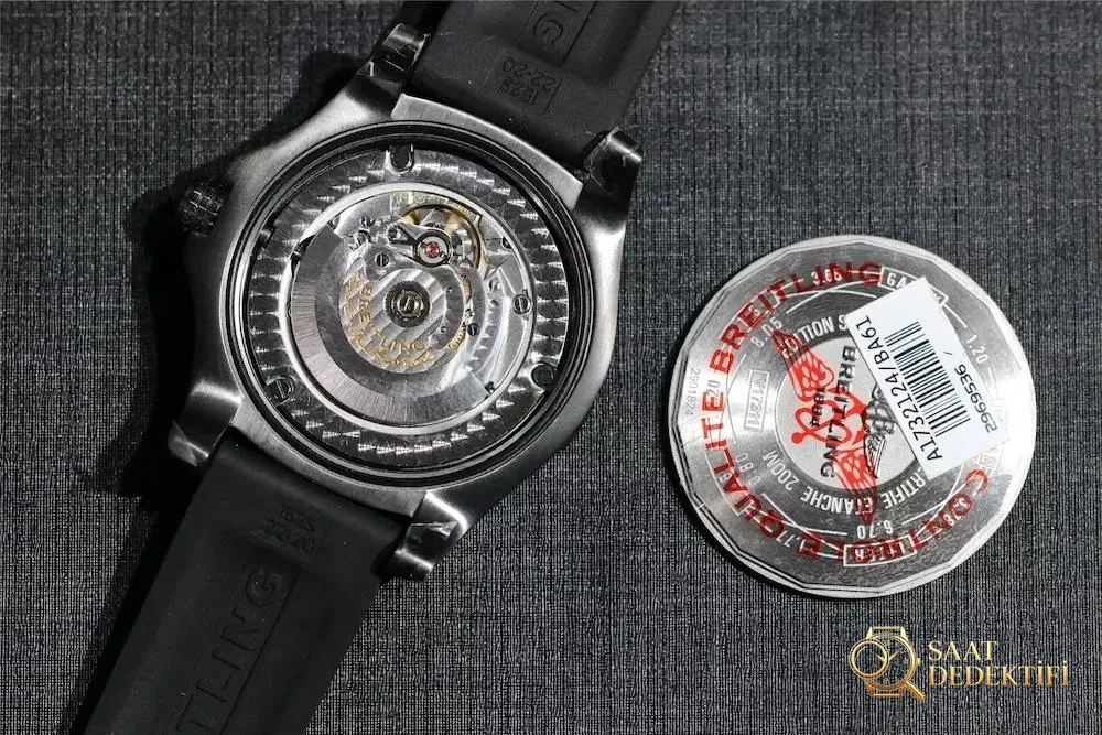 GF Factory V4 Breitling Blackbird Keşif Uçağı