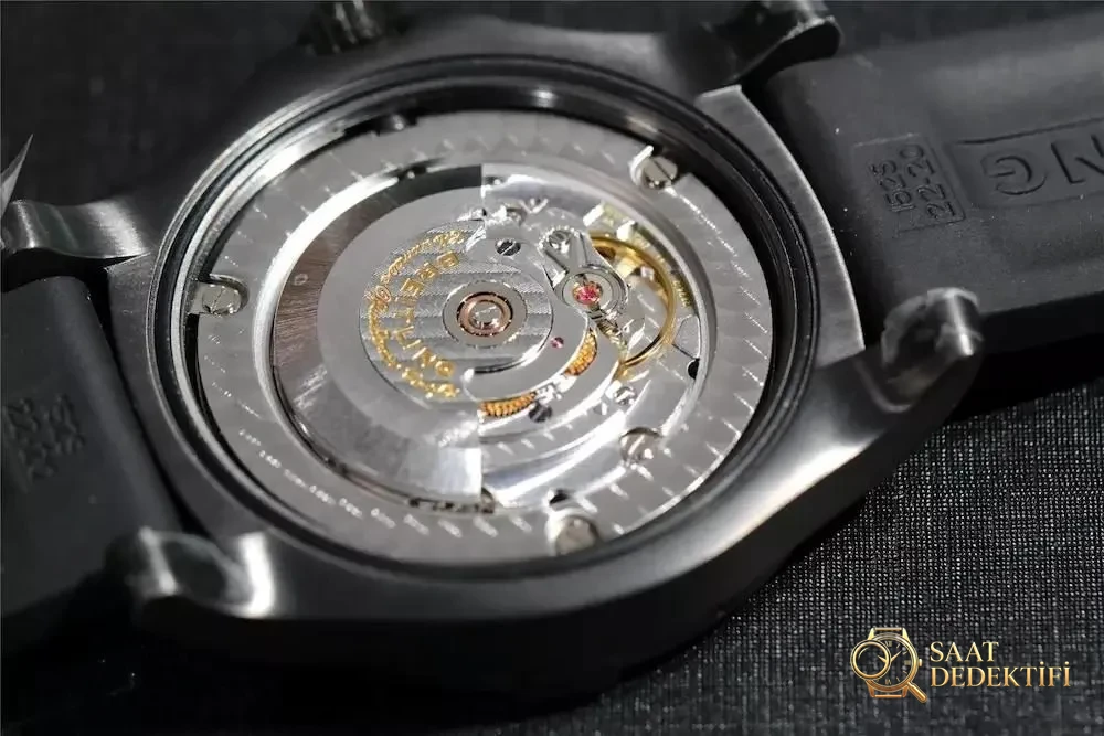 GF Factory V4 Breitling Blackbird Keşif Uçağı