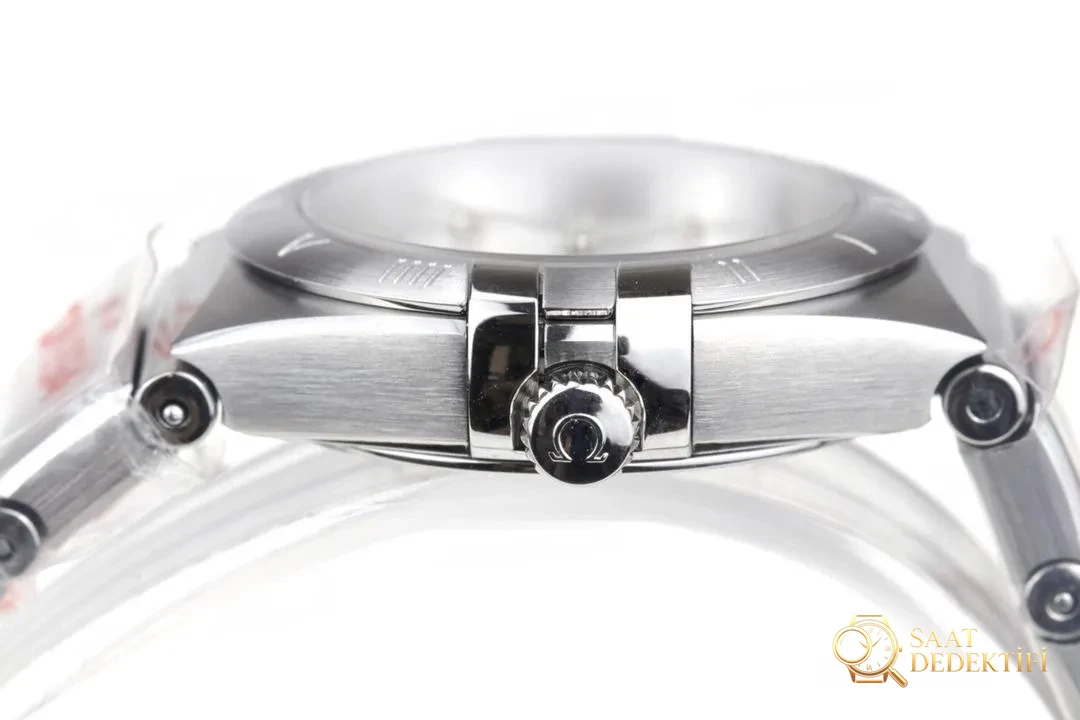 GF Omega Constellation 25 mm İsviçre Kuvars Saat İncelemesi - Makro Kadran ve İndeks İşçiliği