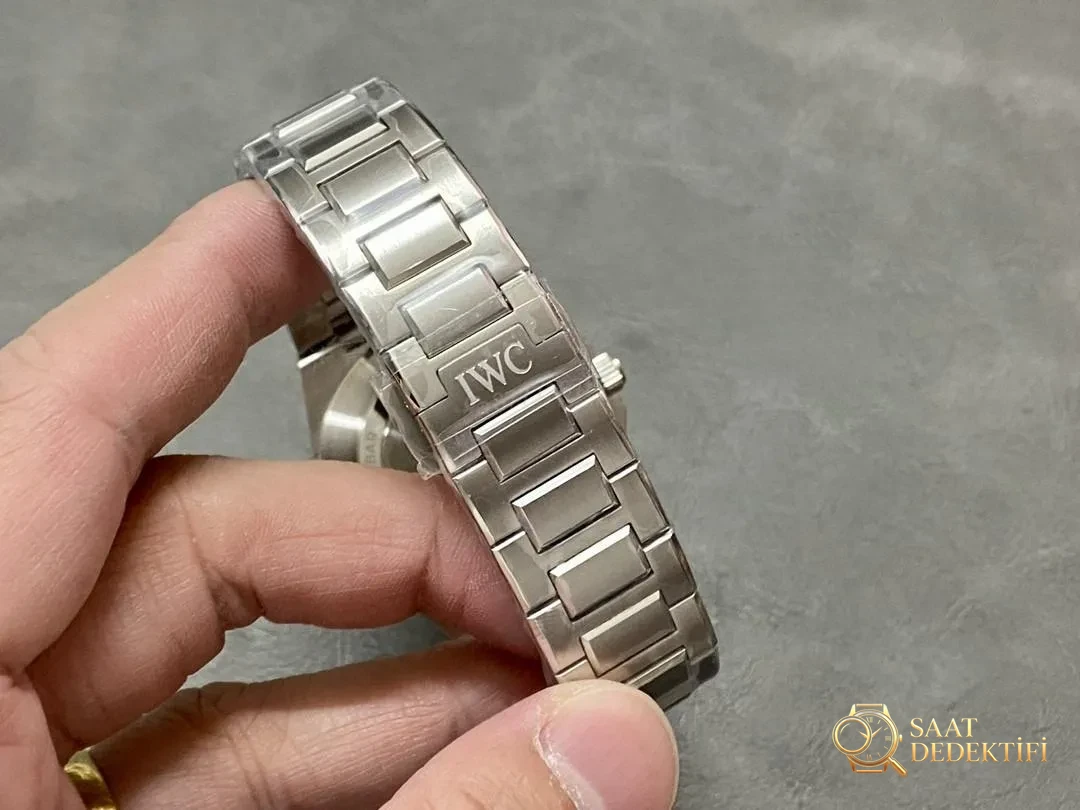 GH Factory IWC Ingenieur serisi nedir? - Yan Profil ve Kordon Bağlantısı