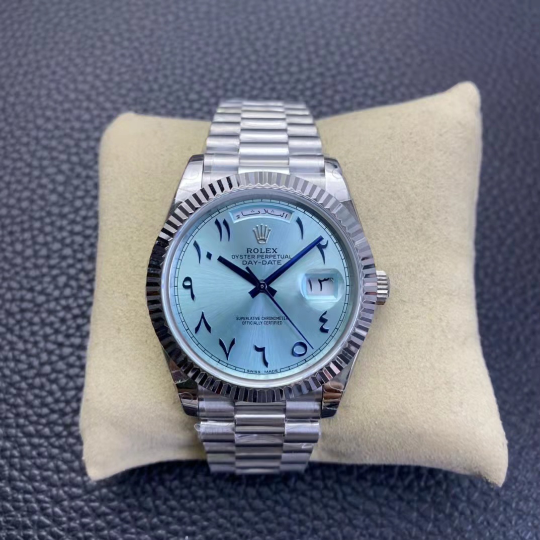 Replika Rolex Day-Date Buz Mavisi