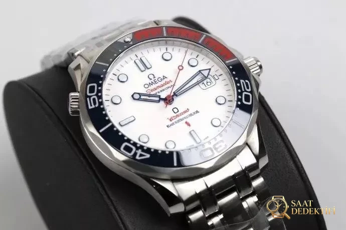 Omega Seamaster Diver 300M GM Factory İncelemesi - Ön Görünüm ve Kasa Tasarımı