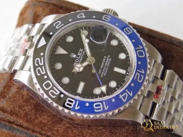 Réplique Rolex 126710BLNR avec bracelet jubilé