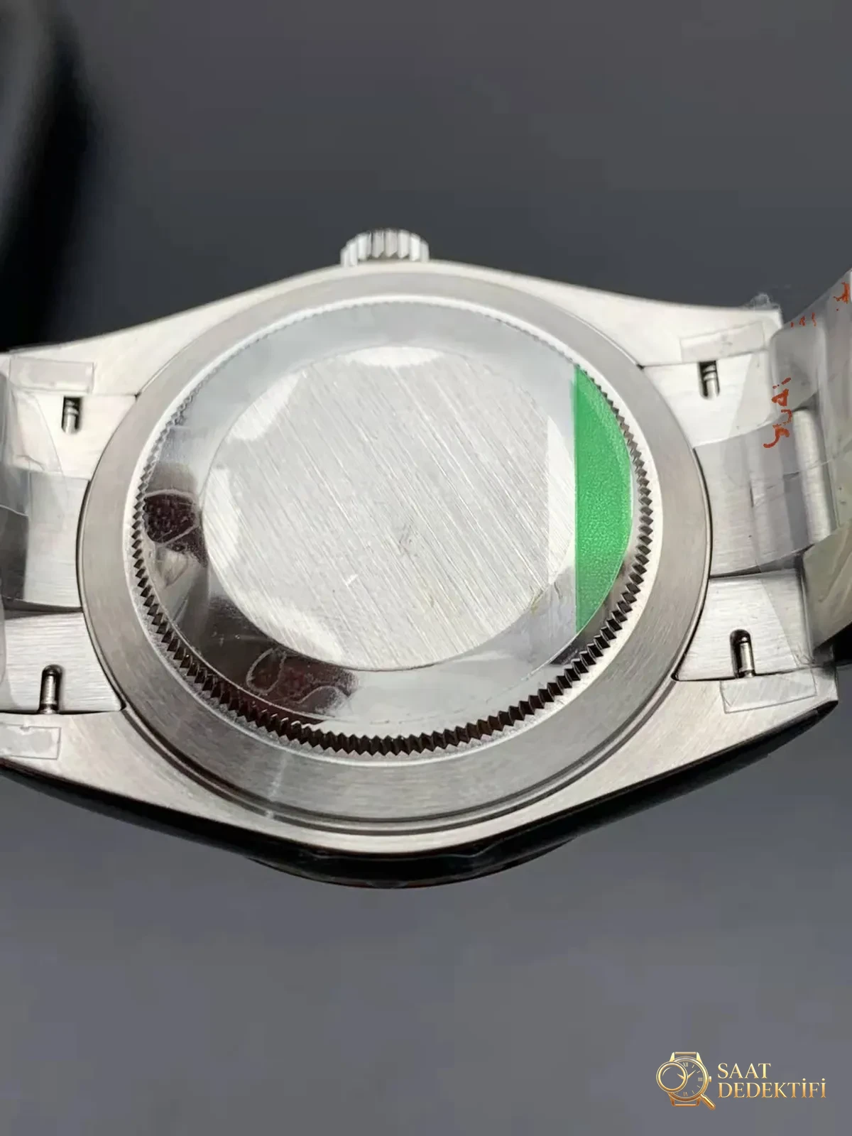Rolex Oyster Perpetual 41mm Kasa Arkası
