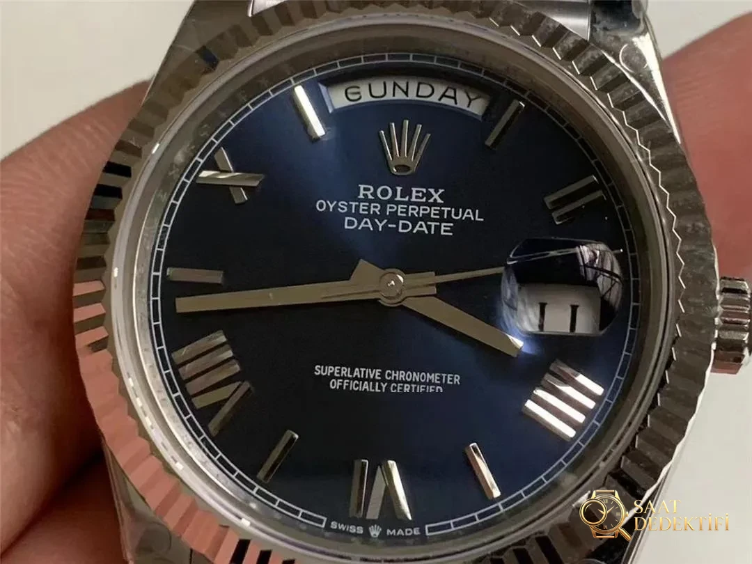 GM Factory Rolex Day-Date ağırlık dengelemeli versiyonu almaya değer mi? - Makro Mekanizma Köprüleri ve Cenevre Çizgileri