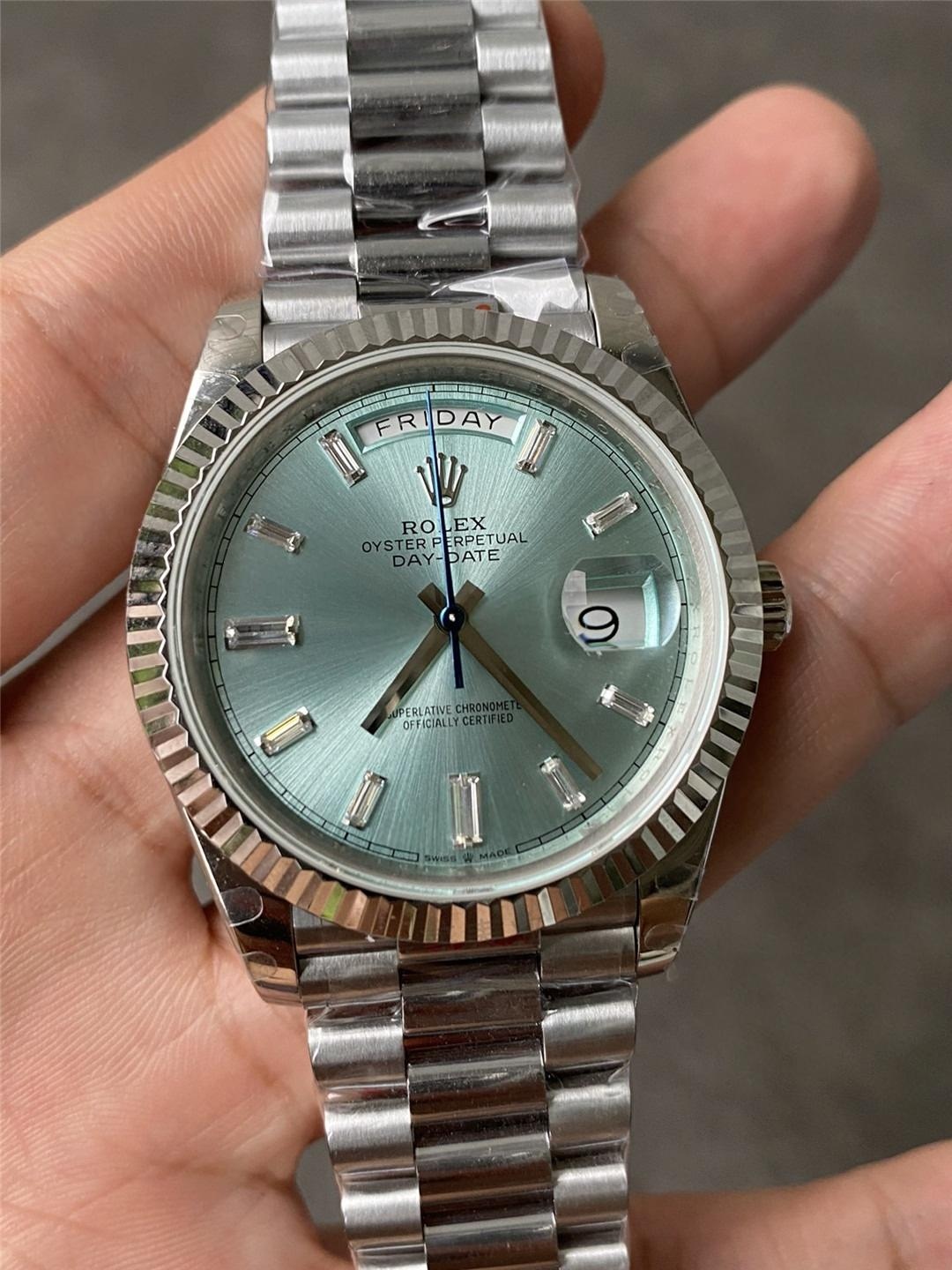 GM Factory Rolex Day-Date Buzul Mavisi Kadranlı Ağırlıklandırılmış Model ile Orijinali Arasında Kaç Gram Fark Var? — 2. fotoğraf