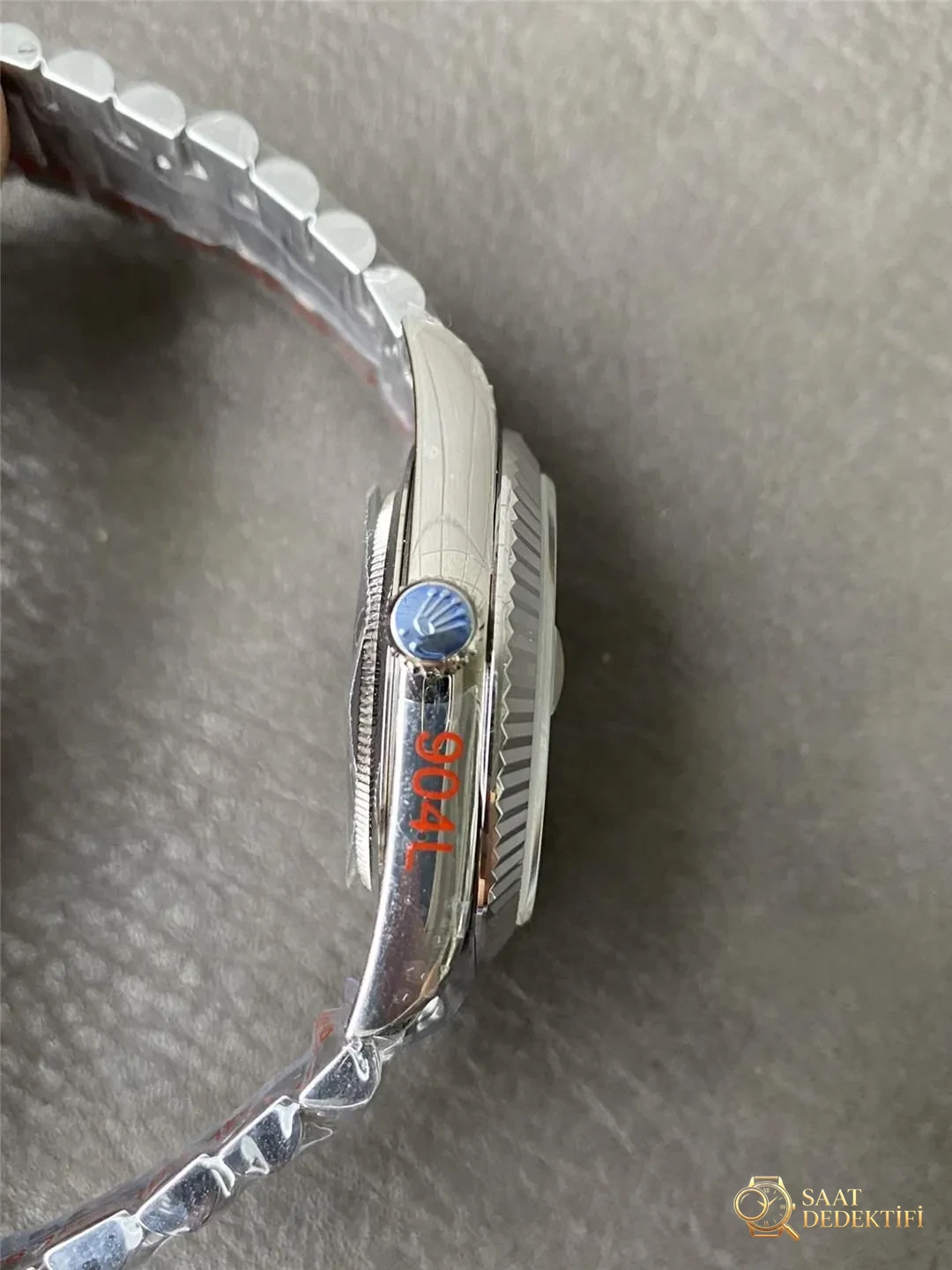 GM Factory Rolex Day-Date Buzul Mavisi Kadranlı Ağırlıklandırılmış Model ile Orijinali Arasında Kaç Gram Fark Var? - Bilezik, Toka ve Klips Mekanizması