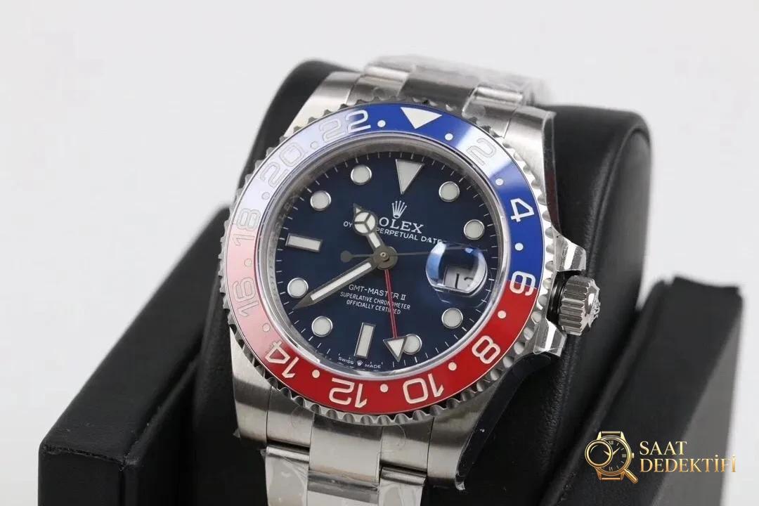 GM Factory Rolex GMT-Master 2 kırmızı-mavi cola bezel 3186 mekanizma V2 nihai versiyon beş boncuklu üç sıra bilezik replika saat - Arka Kapak ve Mekanizma Detayı