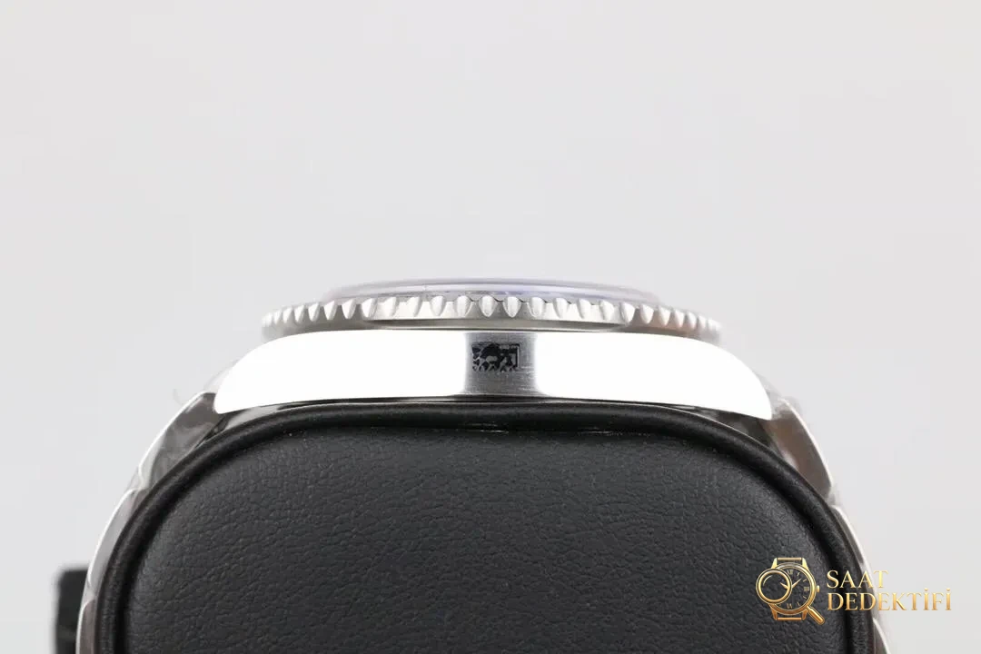 GM Factory Rolex GMT-Master II siyah-mavi kola bezel 3186 mekanizma V2 nihai versiyon beş boncuklu üç sıralı bilezik replika saat - Klips Kilidi ve Lazer Damgalar